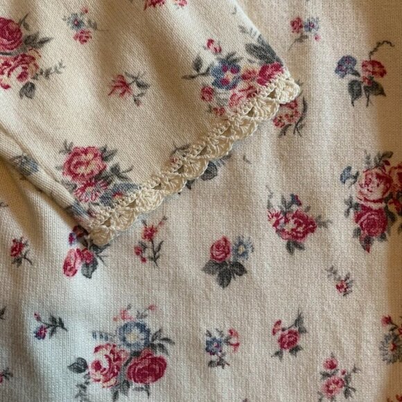 Lauren Ralph Lauren floral cardigan twin set with lace trim - 3/4 sleeve, Size L - Picture 3 of 8
